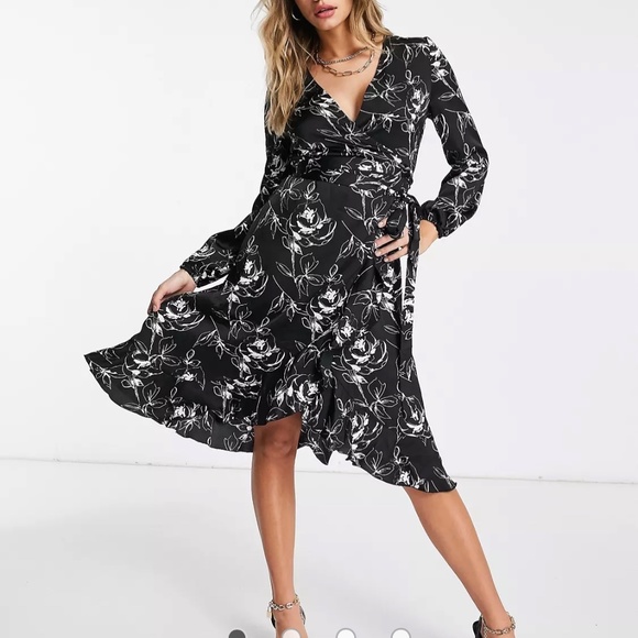 NWT Lipsy ASOS Black Satin Wrap Floral Dress - Picture 1 of 3